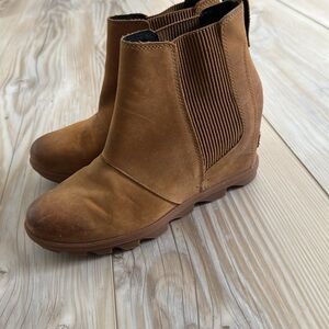 Sorel Joan of Arctic II wedge booties
